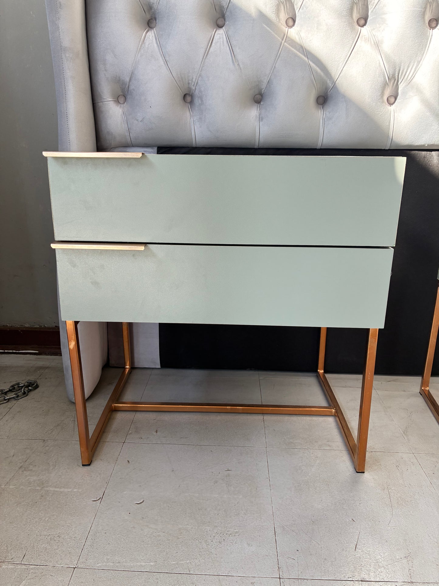 Zamar Pedestals
